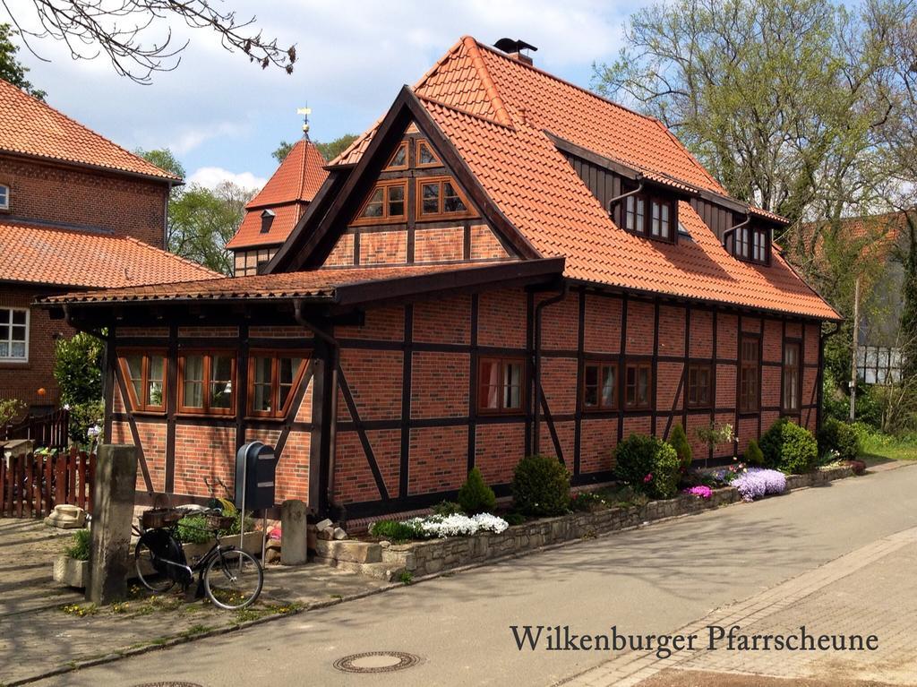 Wilkenburger Pfarrscheune Hannover Hemmingen Exterior photo